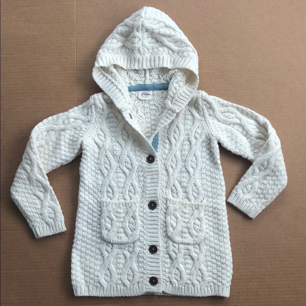 Mini Boden Cream Cable Knit Hooded Sweater
Youth size 7-8